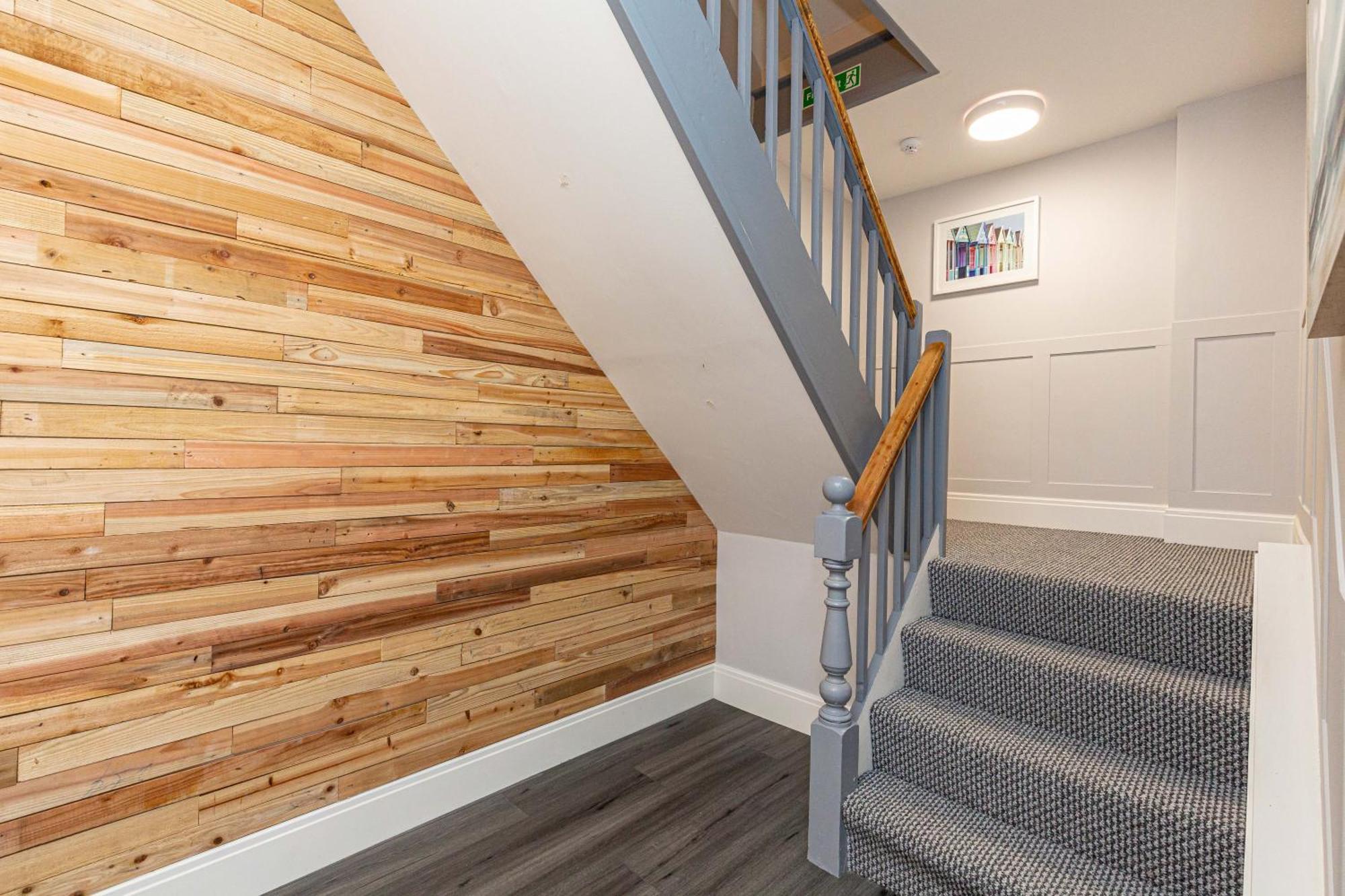 Seafront Apartment - Sleeps 6 - Gateway To The Lake District - Brand New Morecambe Exterior photo